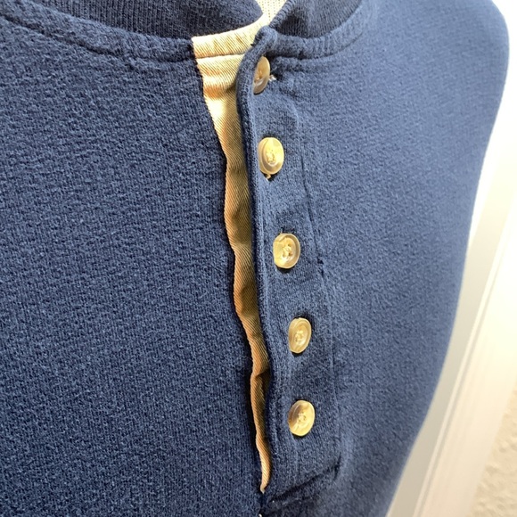 Wolverine Mens 5 Button Pullover Shirt Size L Long Sleeve dark blue and tan - Picture 3 of 11